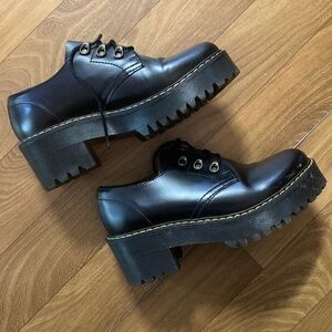Dr. Martens Leona Lo Platform Oxford Shoes Black Women Size 9 US Ladies Leather